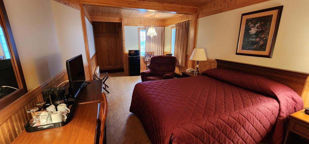 Auberge Motel 4 Saisons Blanc-Sablon Εξωτερικό φωτογραφία